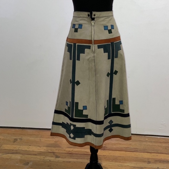 Native Suede - Picture 7 of 10